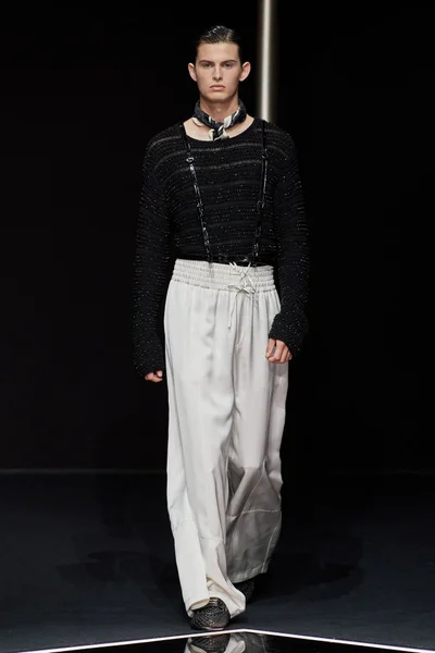 Look 84
